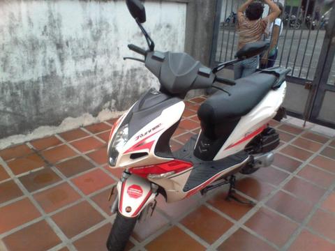 vendo hermosa moto bera runner 2013 por motivo de viaje