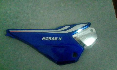 Tapa Lateral Derecha Moto Empire Horse 2 Azul