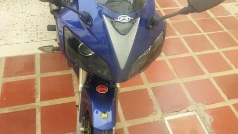 Se Vende Moto R1