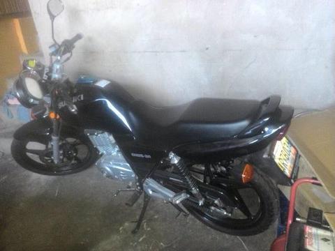 moto suzuki en 125 NUEVA DE PAQUETE