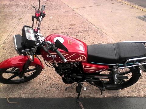 Vendo Moto Md en Buen Estad Año 2015