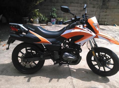 Se Vende Bella Tx. Año 2012 con Título