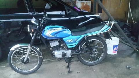 Se Vende Moto Suzuki