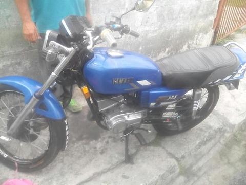 Moto Yamaha 135