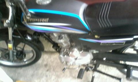 Vendo Moto Empire