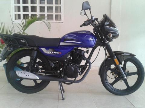 Vendo moto UM 150 MAX