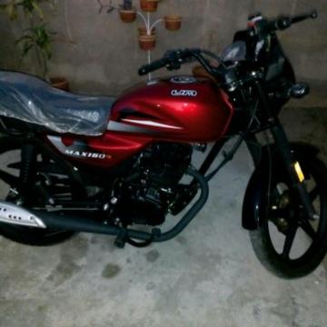 Se Vende Moto Um 150 Nueva