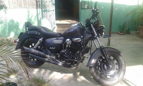 SE VENDE SUPERLIGHT 200cc AÑO 2014