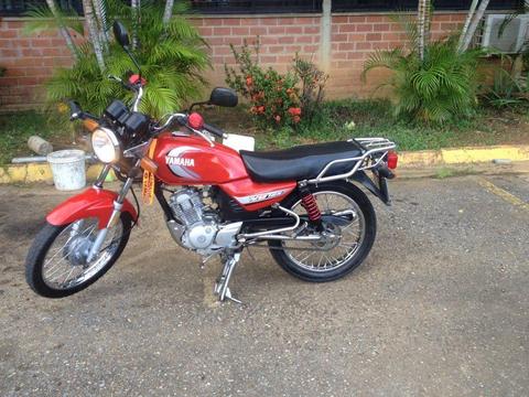 se vende YB125 YAMAHA año 2007