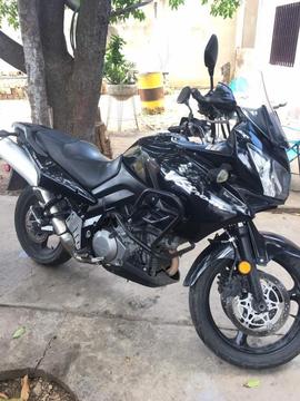 Suzuki Vstrom 1000 2013