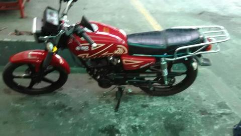 Se Vende O Se Cambia X Moto D Menor Valr