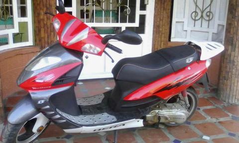 Vendo Moto en Buen Estado por Viaje
