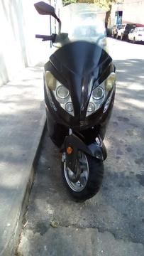 Moto skygo executive con rodamiento de majesty yamaha original