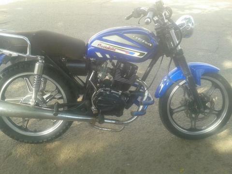 Vendo Moto 1900