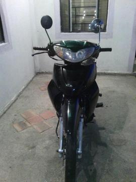 vendo moto semi automatica