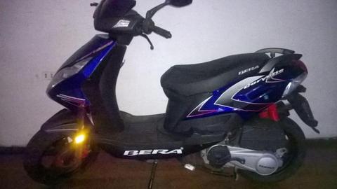 Vendo Moto Automatica