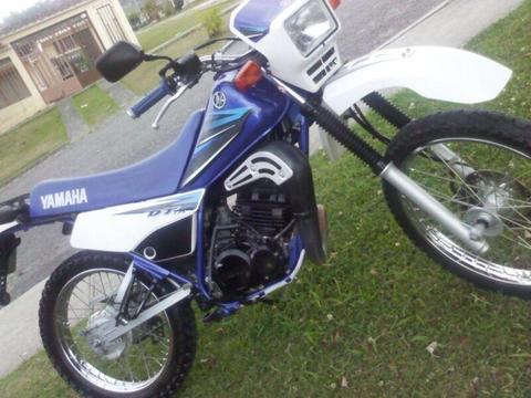 YAMAHA DT 175 2008, MOTO