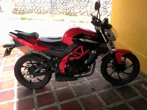 Moto Um Xtreet 2015