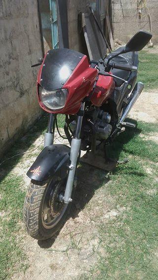 Moto 2oo unico ninja