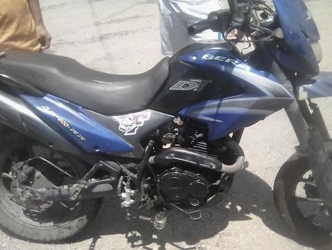 Moto DT bera 200