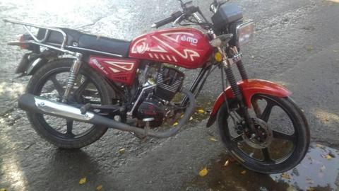 Moto Md Aguila