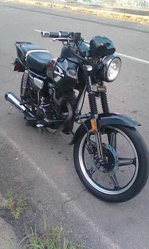 moto bera BR200