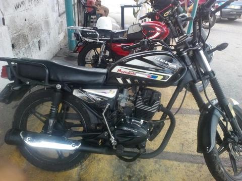 Vendo Moto Bera 150