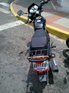 Se Vende Moto Um