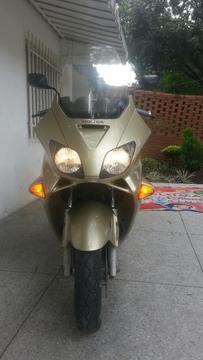 Honda 250cc de Lujo Cambio por Carro