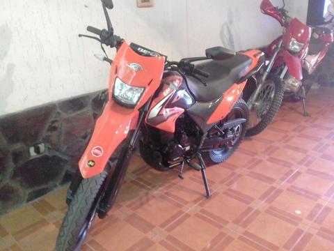 Vendo Moto Dt Bera 2014