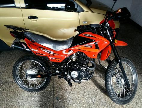 Vendo Um 200