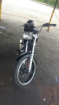 Se Vende Moto Yamaha 135 Motor Nuevo