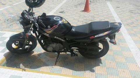 Vendo o Cambio mi moto Susuki Gs500