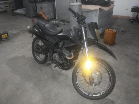 VENDO TX 200 OPERATIVA, BARATA POR MOTIVO DE VIAJE