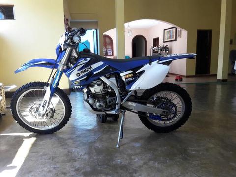 Vendo Yamaha Wr 250f en Exelente Condici