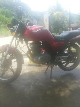 Vendo Suzuki en 2012