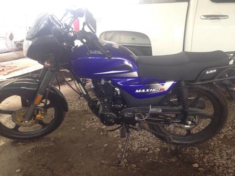 Moto Um Max 150