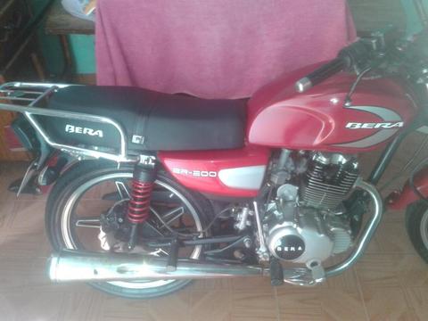 MOTO BERA 200CC