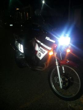 Moto Super Tenere 750