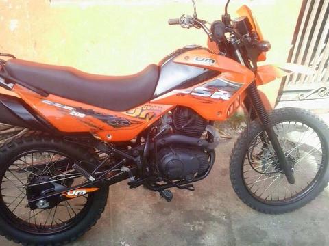 moto um 2014 enduro