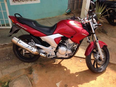 Fazer Yamaha 250