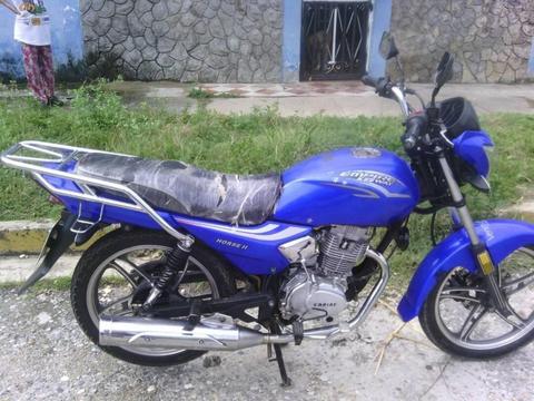 SE VENDE MOTO HORSEN ll 04243466638