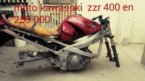 Moto Kawazaki Zzr 400