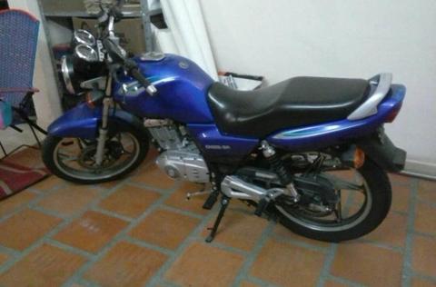 MOTO SUZUKI EN125