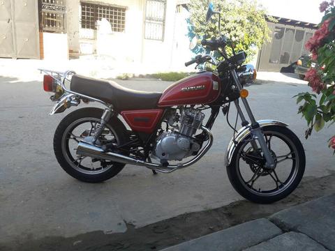 Moto Gn 125