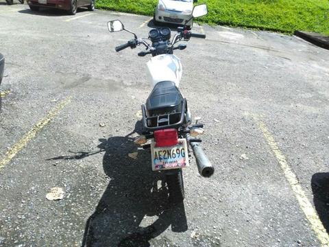 Se Vende Moto Bera 200