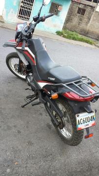 Moto Tx 200