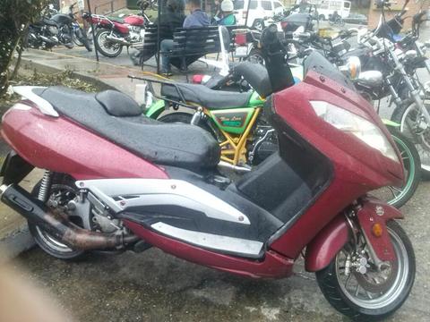 Se Vende Moto Ejecutive Marca Forza