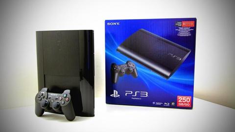 PS3 super slim 250gb solo cambio por moto