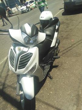 Moto Outlock 2013 Buen Estado